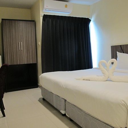 The Airy Residence Bangkok Exterior photo
